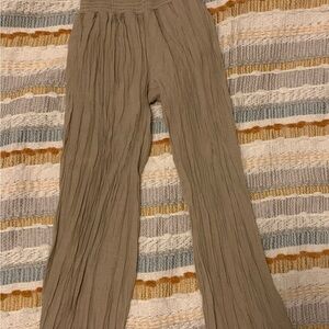 Women's Straight Leg Pants in Tan